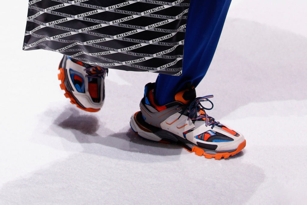 Balenciaga กับรองเท้าเรือธงทรงคู่ใหม่ ในสไตล์ Dad shoes