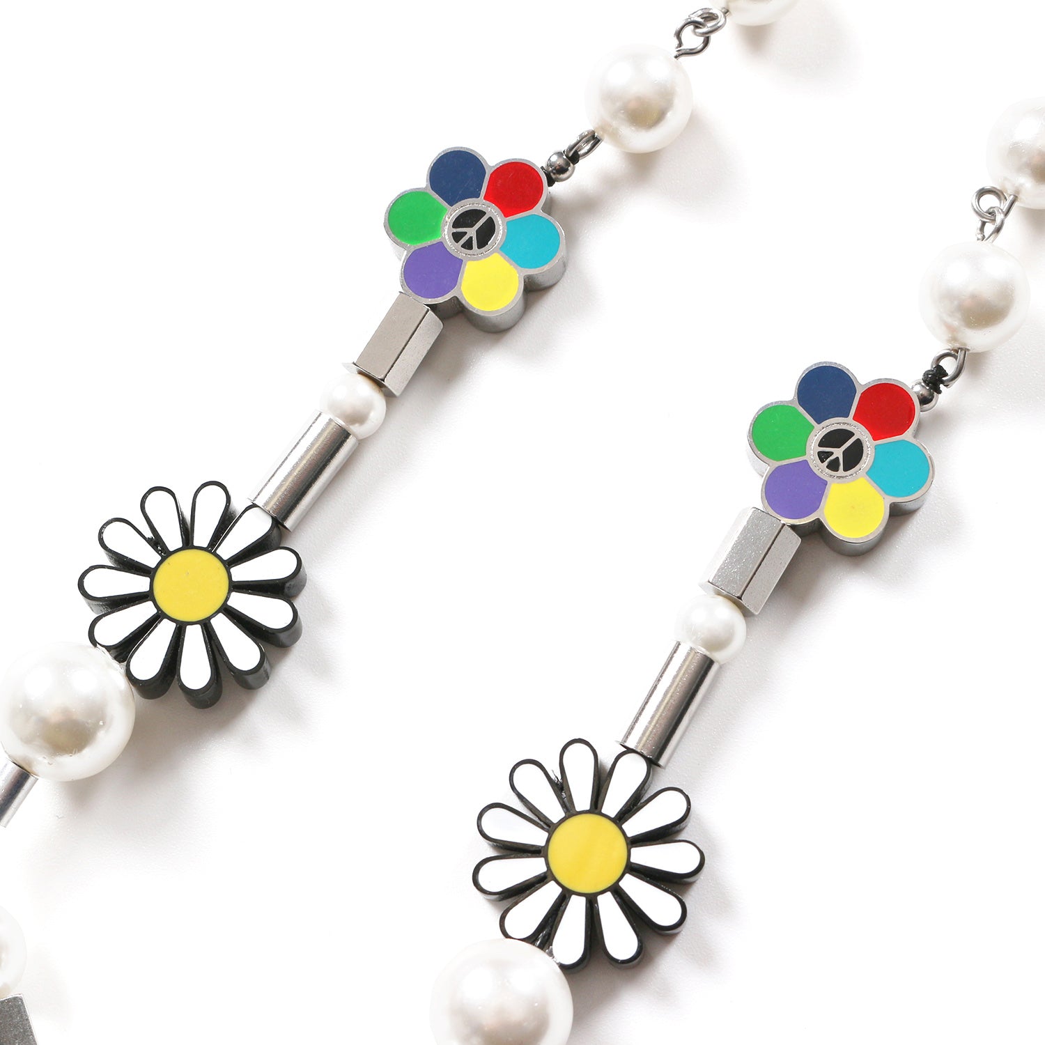 FLOWER ANARCHY NECKLACE