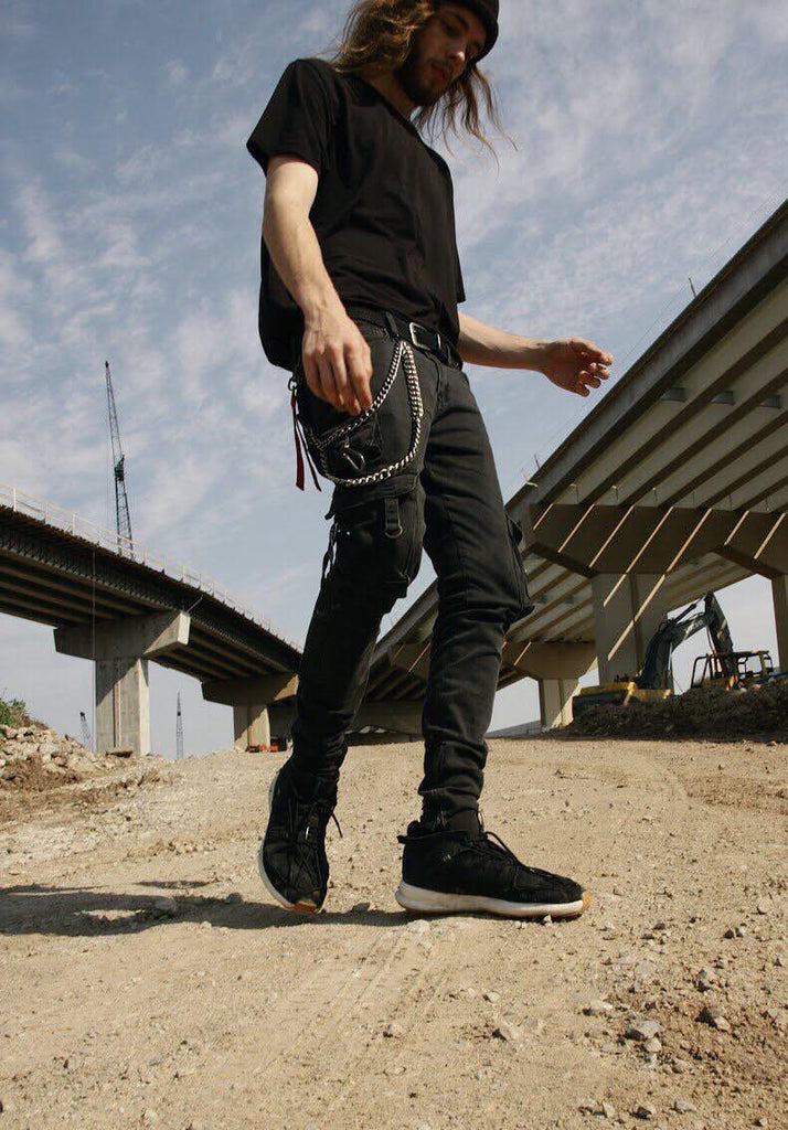 Review : D-RING CARGO JEANS IN WASHED BLACK กางเกงสไตล์ Cargo ที่ไม่เหมือนใคร