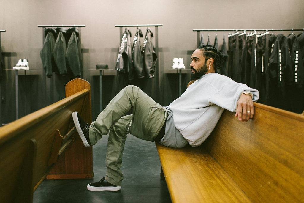 ชมภาพบรรยากาศ Fear of God's Christmas Pop-Up ที่ Maxfield LA