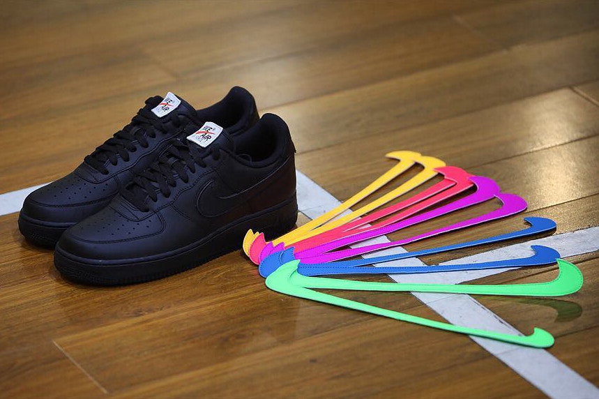 Nike เตรียมออกรองเท้า Air Force 1 ที่สามารถเปลี่ยน swoosh ได้เอง