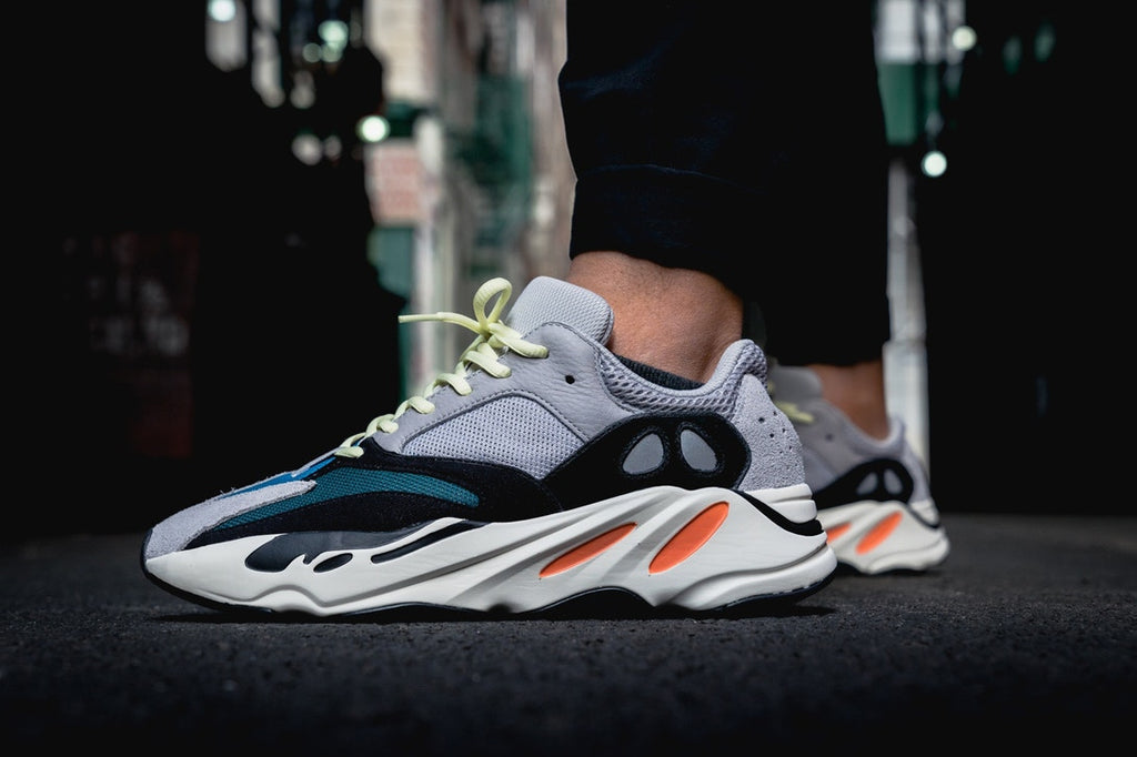 แพลนใหม่ YEEZY BOOST 700 "Wave Runner" จะวางจำหน่ายอีกครั้งทั่วโลก