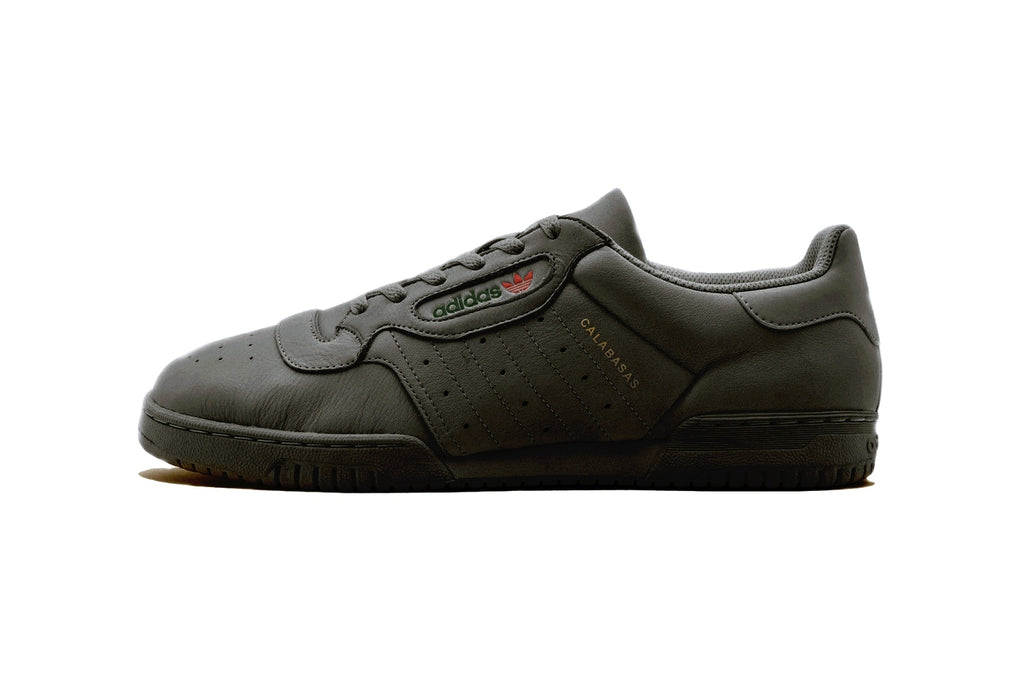 adidas YEEZY Powerphase สีใหม่ติดโรคเลื่อนไปซะแล้ว