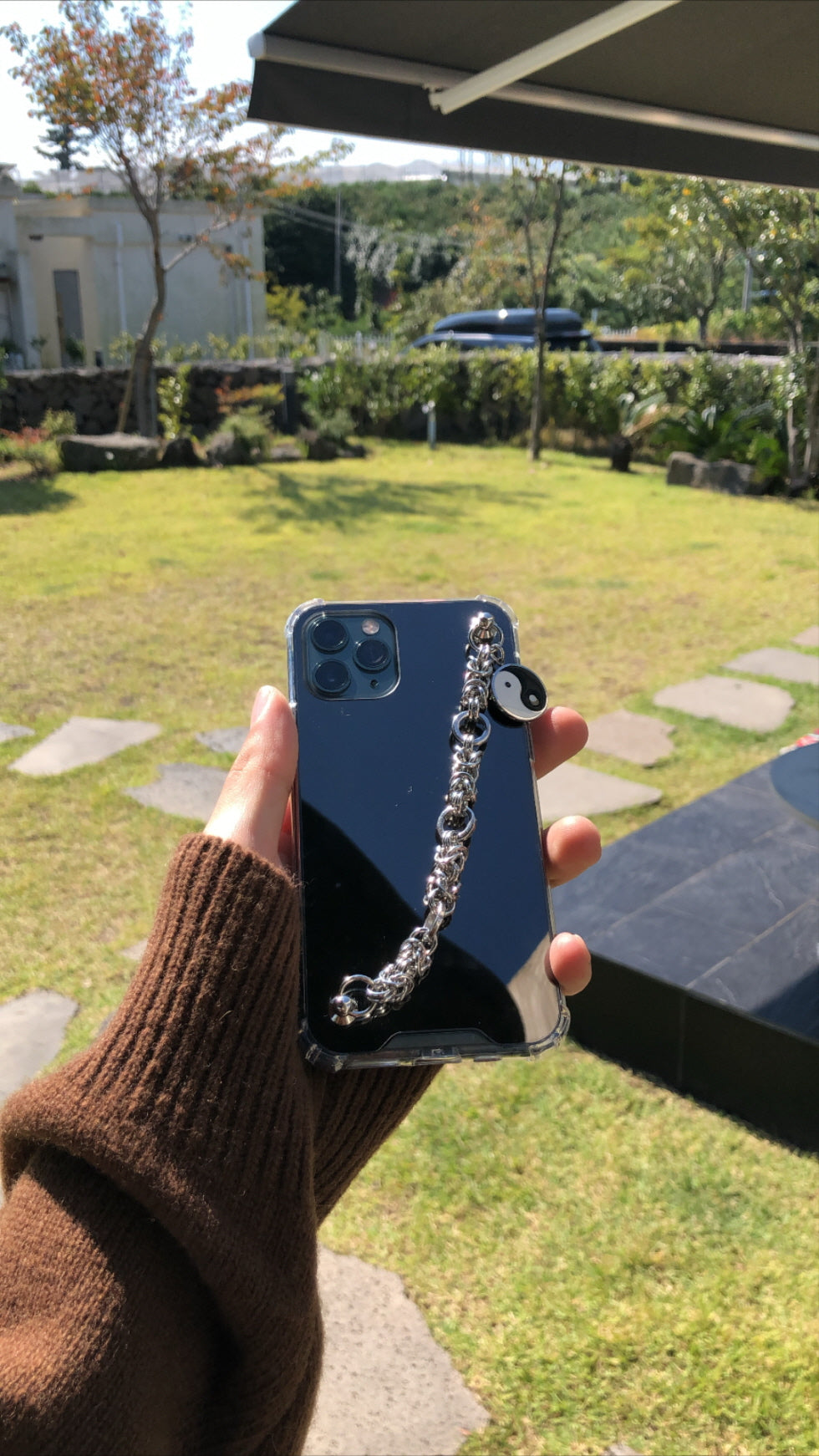 "YIN YANG" CHAIN GRIP CASE