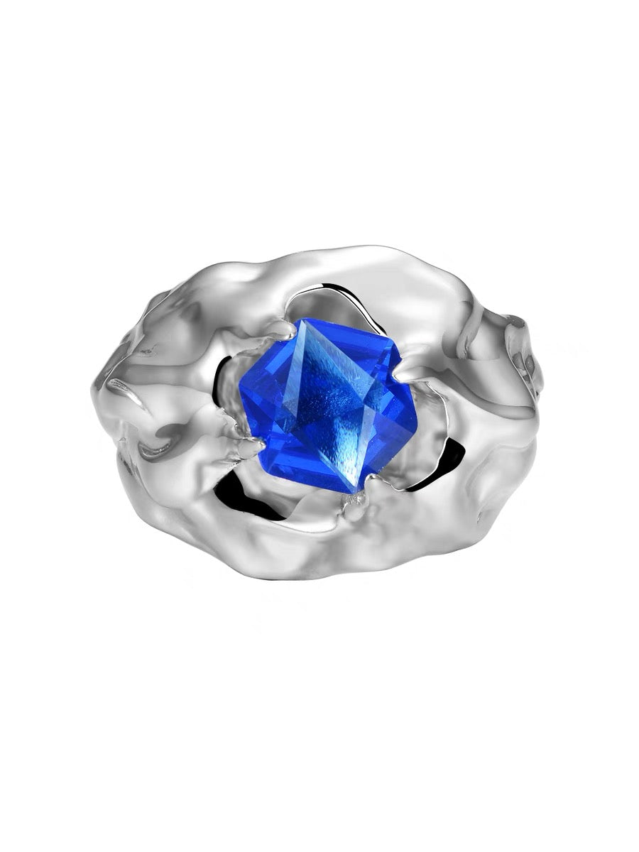 Lurs ‘Blue Gemstone” ring